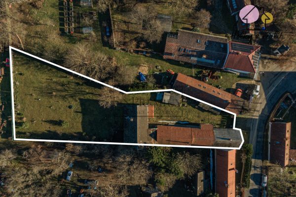 Prodej rodinného domu 88 m² a pozemku 2 121 m²